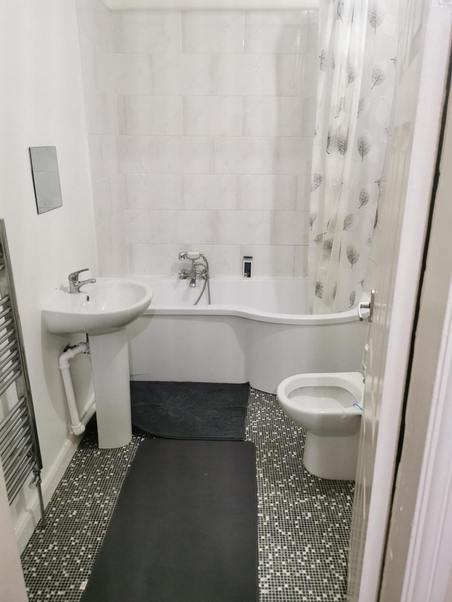 Available Rooms At Buckingham Road Doncaster Bagian luar foto