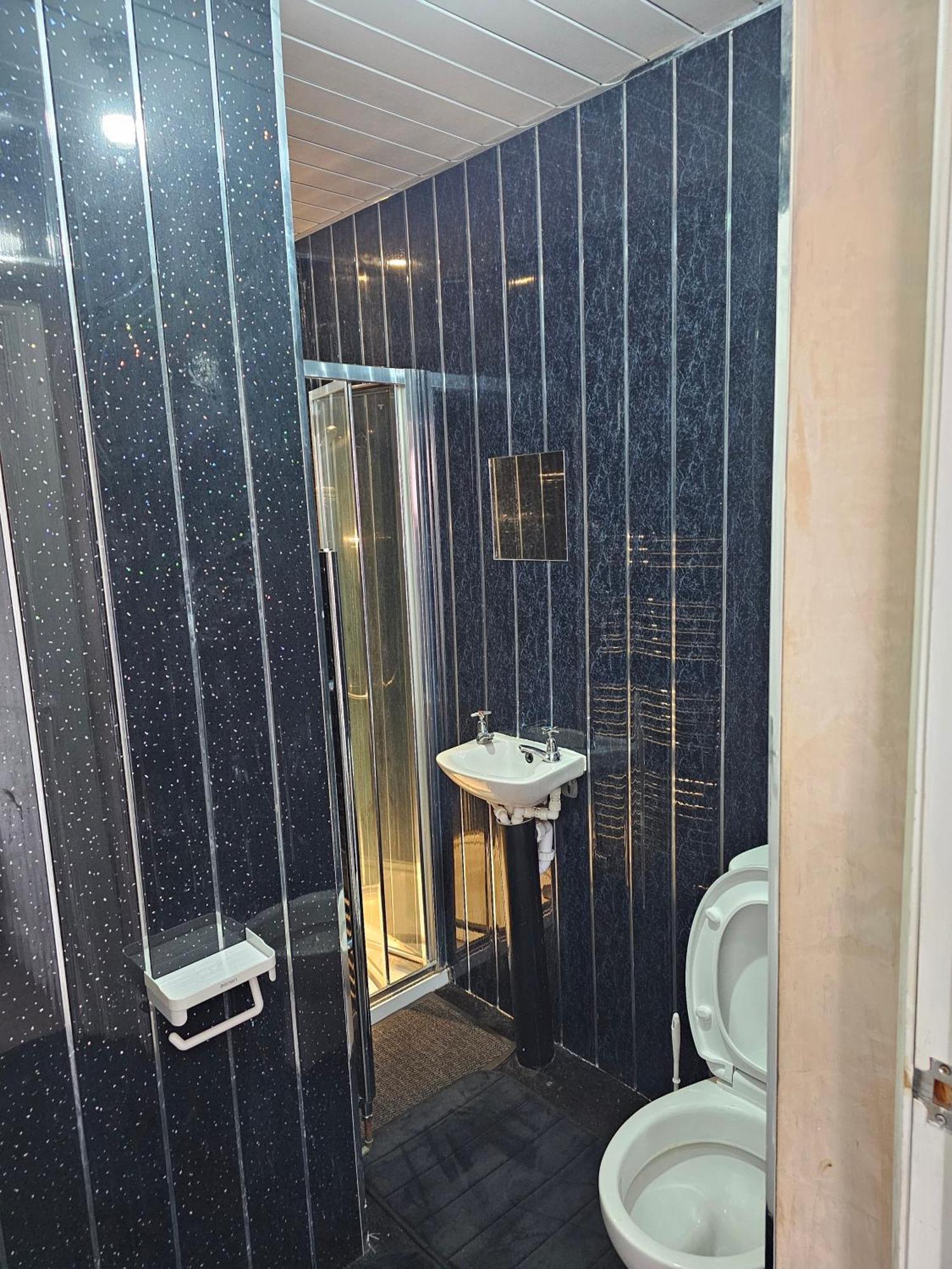 Available Rooms At Buckingham Road Doncaster Bagian luar foto
